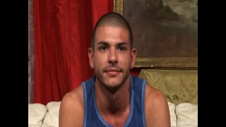 Hung muscular guy fucks