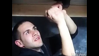 Thumb 9