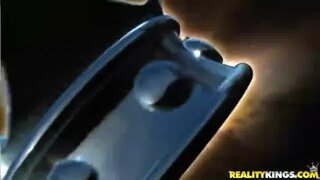 Thumb 10