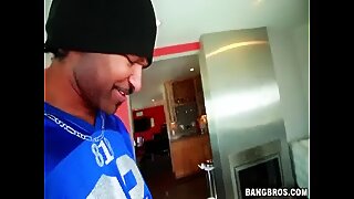 Thumb 4