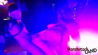 Thumb 6