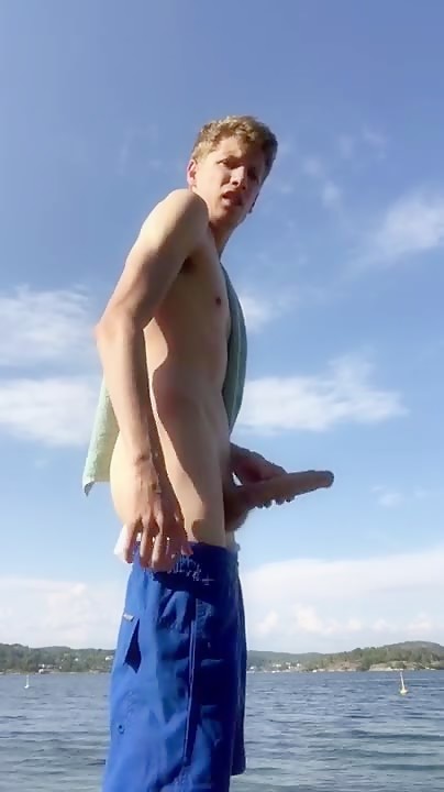 Jaden  Heart   Outdoors  Bate