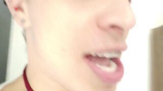 Thumb 5