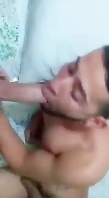 Papi Tucker sucks his hung bottom