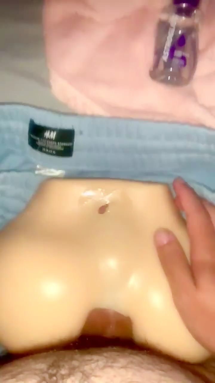 Big cock wants a hole