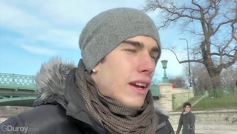 Thumb 12