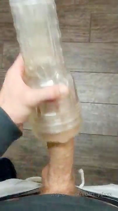 Thumb 12