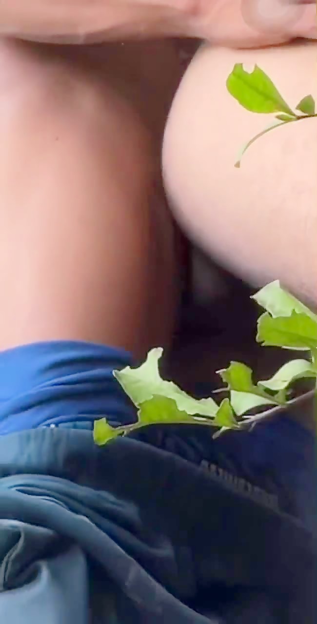 Thumb 16