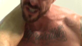 Rocco et Brett baisent Hans