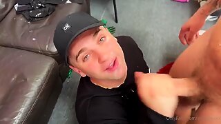 Thumb 9