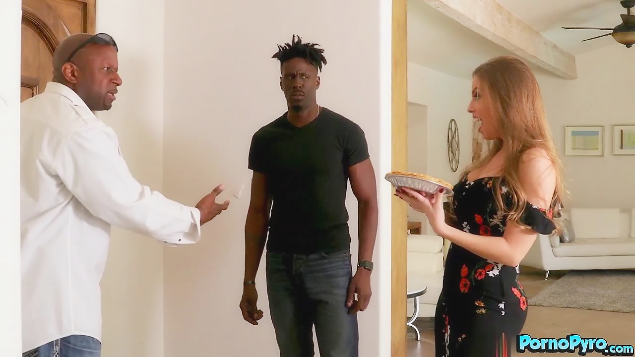 Horny Milf Britney Amber Fucks Her New Black Neighbors