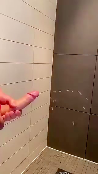 Thumb 16