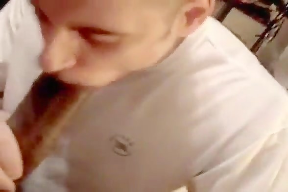Thumb 16