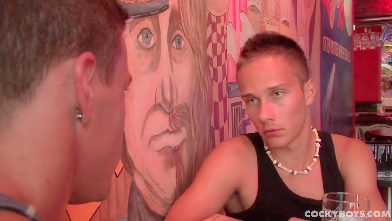 Jesse Santana fucks cute twink Todd