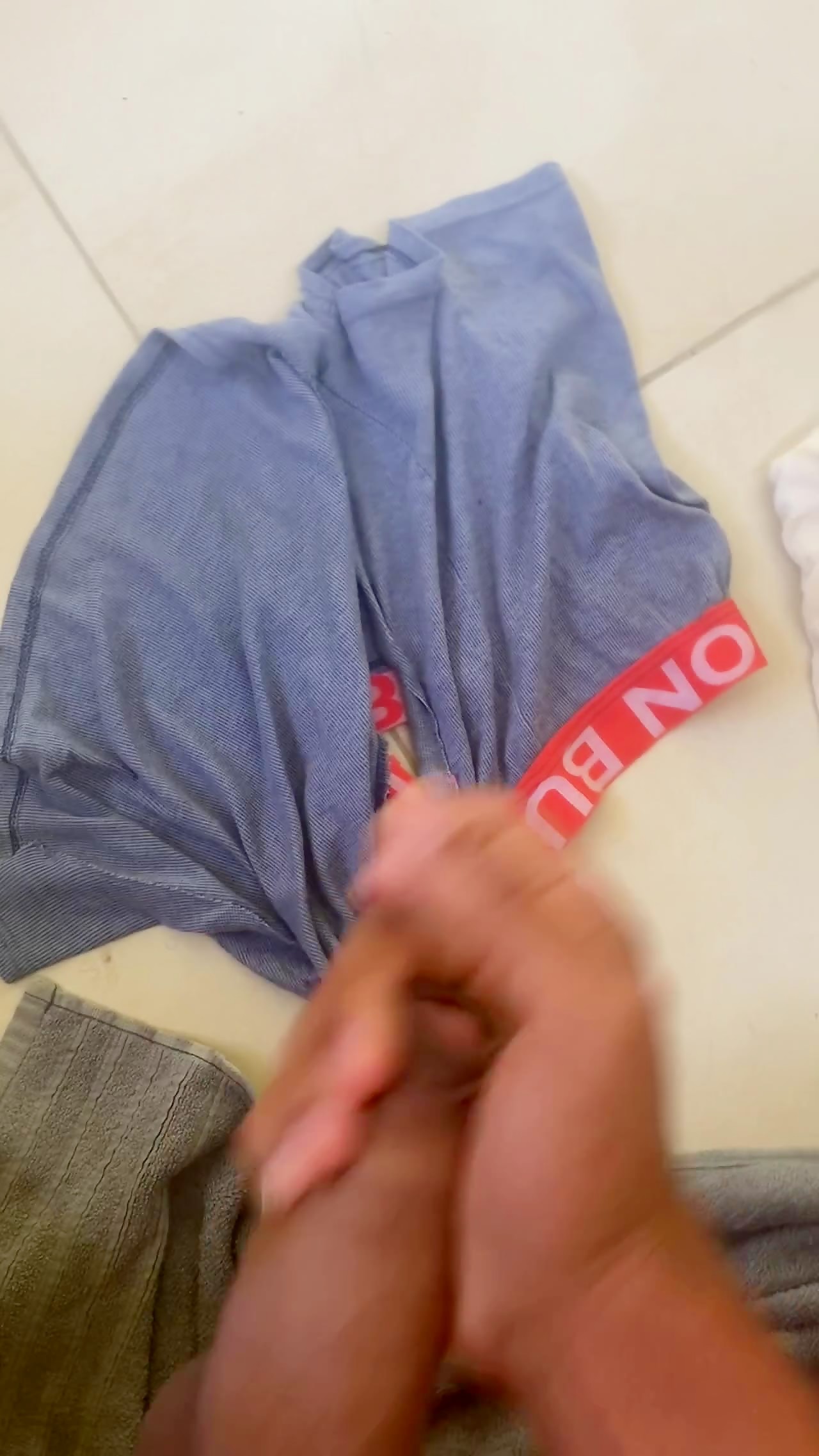 Thumb 5