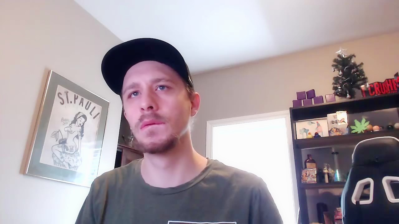 Big Uncut Sexy Canadian Gamer