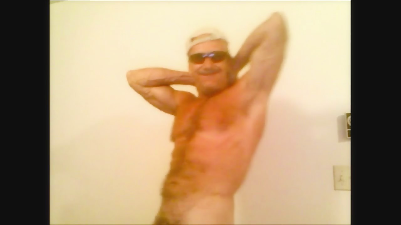 Jxmuscledude Exhibits Big Hard Cock Stroke, Muscle and Shoots Cum Load