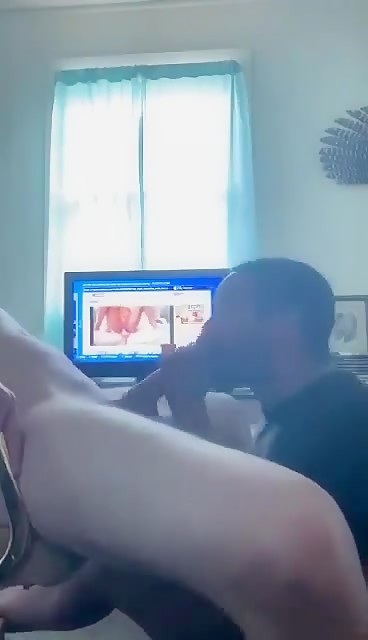 Guy receiving soul shaking blowjob