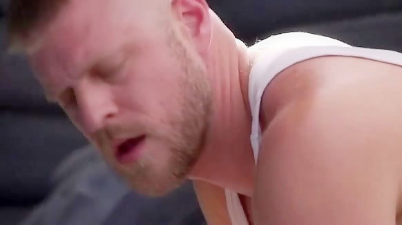 Mechanic Outdoor Flipfuck