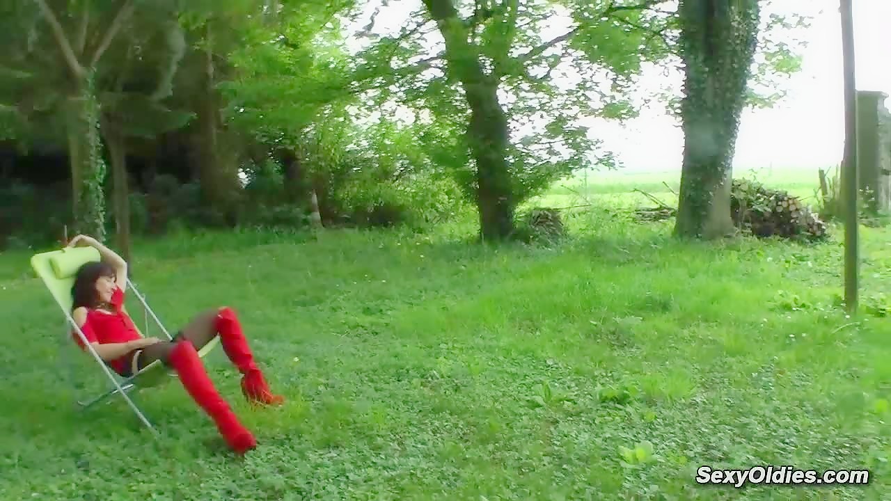 Thumb 6