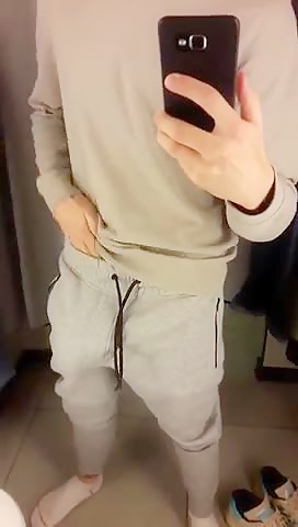 Hot hung twink cums in the fitting room