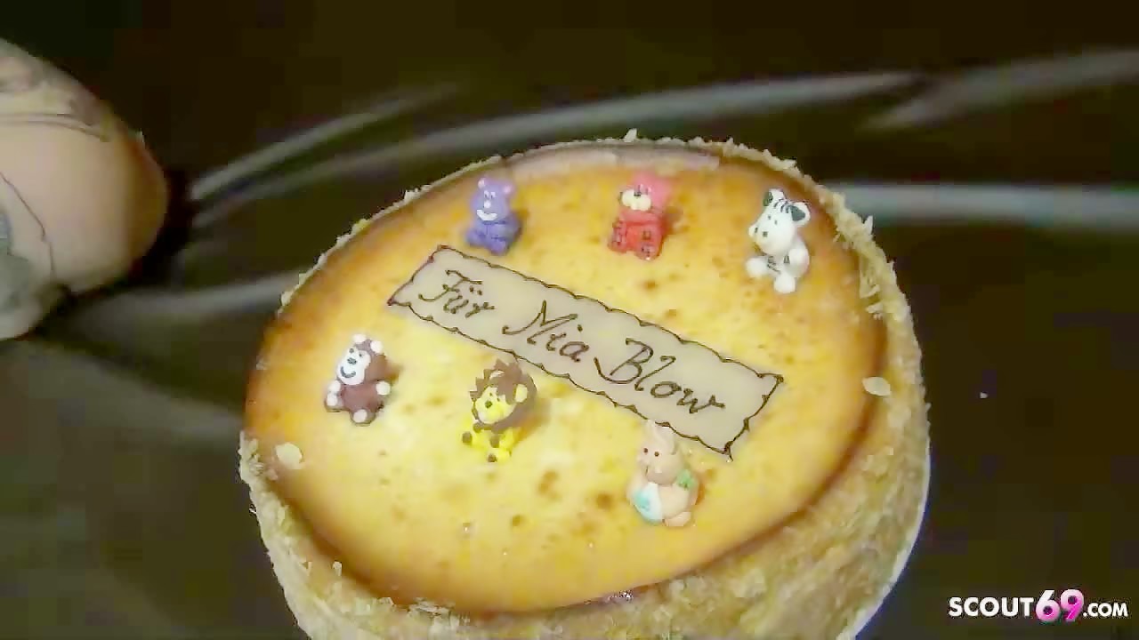 German Curvy Tattoo Bitch Mia Blow at old Young Amateur MMF Food Fetish 3Some