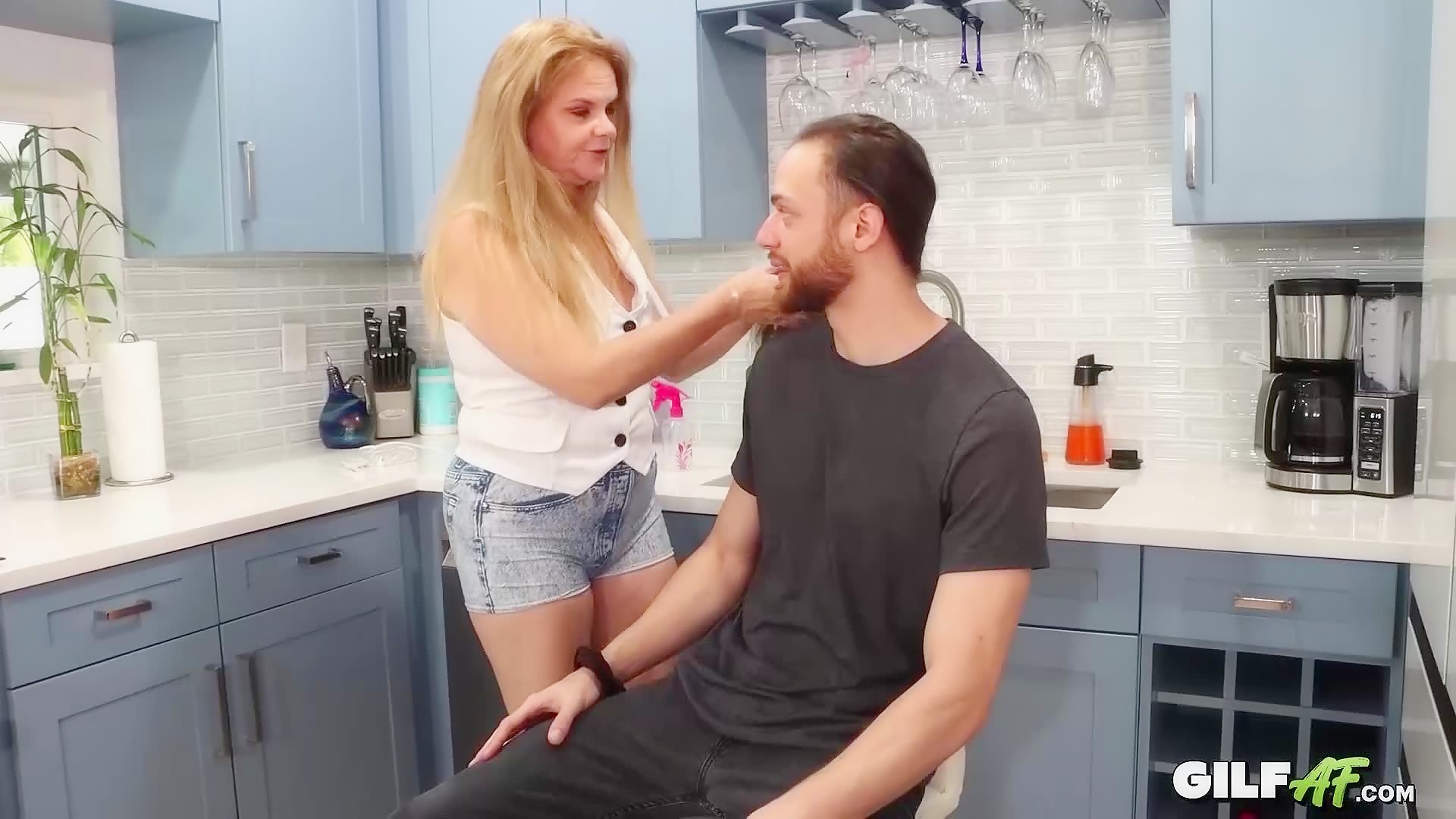 I fucked Porn Legend GILF Micky Lynn GilfAF