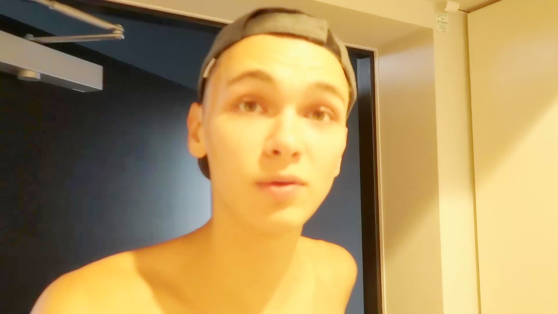 Buddies fuck in AirBNB