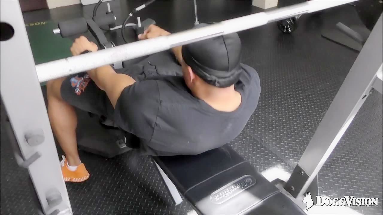 Milf fucked in gym