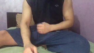 Insanely thick dick hunk wanking