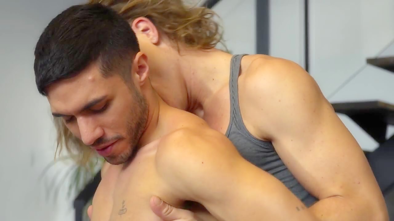 Kosta Viking and Luciano