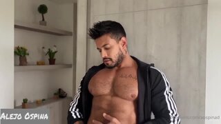 Mateo Bear (BearXL) and Alejo Ospina  - My Bear Roommate