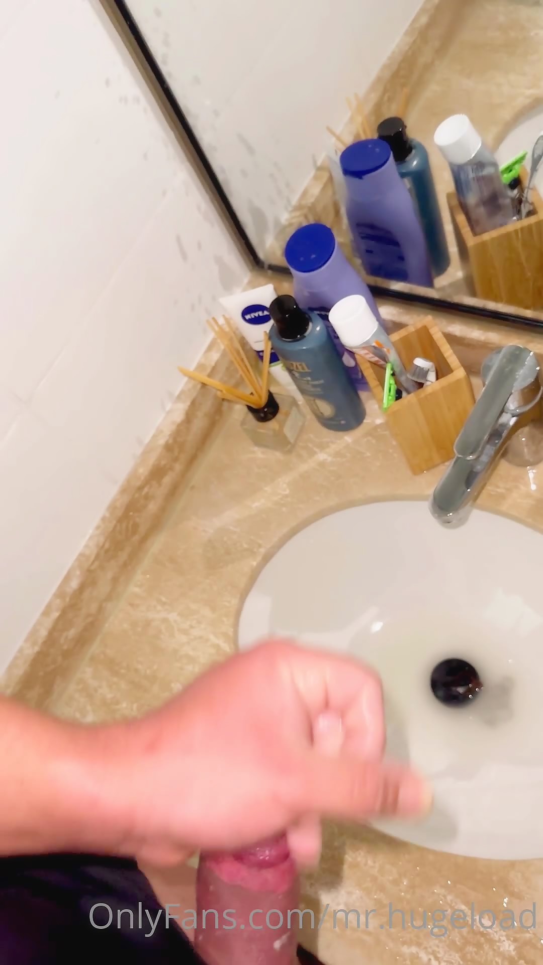 Thumb 8