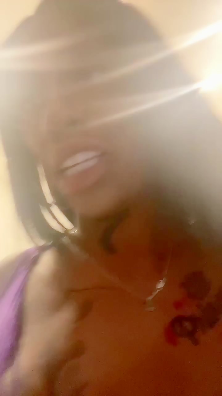 Brickzilla vs WET MOUTH MONTANA Live pt 2