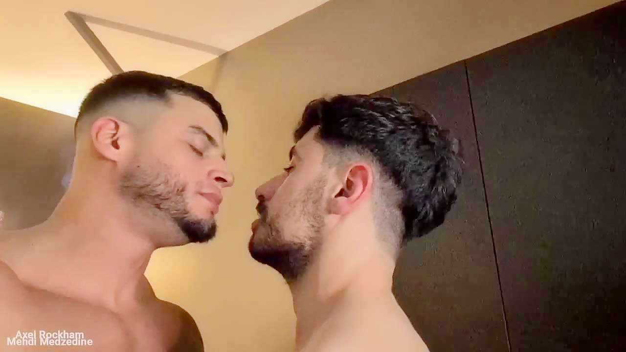 Hot Guys Fucking & Breeding