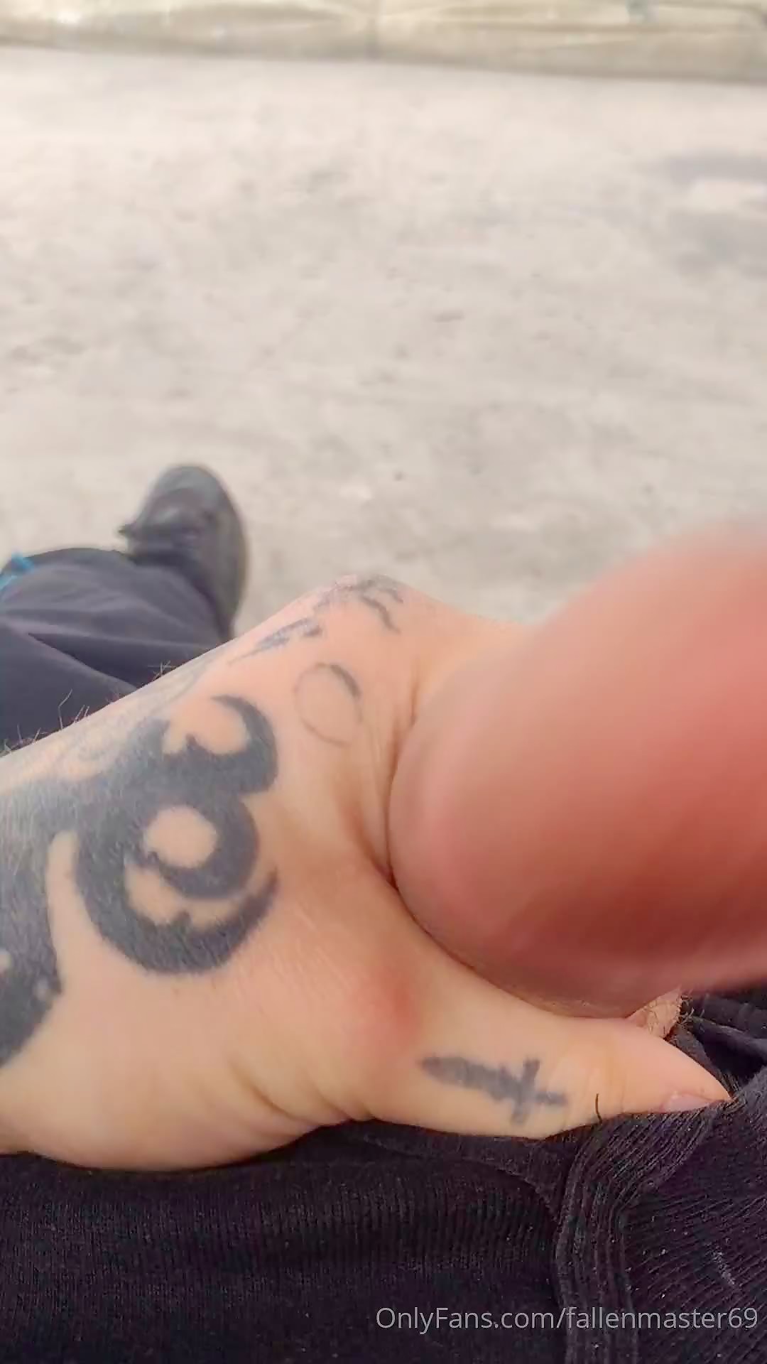 Thumb 8