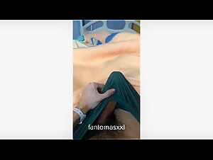 Cumshot of very hung dude