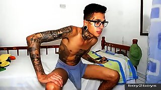 A  gorgeous  cock  guy