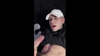 Thumb 8