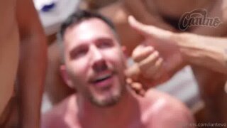 Thumb 10